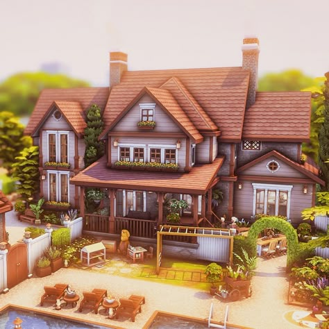 Hello Lovelies! 💮🐞 I finished another BaseGame Home! This time it's a bit bigger and perfect for 8 Sims. There's a pool, a garage you can use as hobbyroom and so much more! It's time to move in! 🎉 There's also a Speebuild for this BaseGame Build on my YouTube Channel -> Link in Bio 🍀 And it's in the gallery! 🥰 ❤️✨🌺❤️✨🌺❤️✨🌺 ✨ BaseGame Only ✨No CC ✨40x30 (Newcrest) ✨6x🛌 ✨4x🚽 ✨Pool, Garage, Greenhouse ✨Edit done with Photoshop/ Lightroom ❤️✨🌺❤️✨🌺❤️✨🌺 #thesims4builds #thesims4homes #showus... Sims 4 House With Garage, Sims4 Exterior, Basegame House Sims 4, Sims 4 Garage, Garage Greenhouse, Sims4 Lookbook, Pool Garage, Sims 4 Houses Layout, Gamer Design