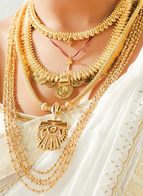 Kerala Christian Wedding Rituals - South Indian Bride Jewellery Kerala Wedding Jewellery, South Indian Bride Jewellery, Indian Brides Jewelry, Kerala Jewellery, Hindu Jewelry, Traditional Bridal Jewelry, Latest Indian Jewellery, 22 Carat Gold Jewellery, Kerala Wedding