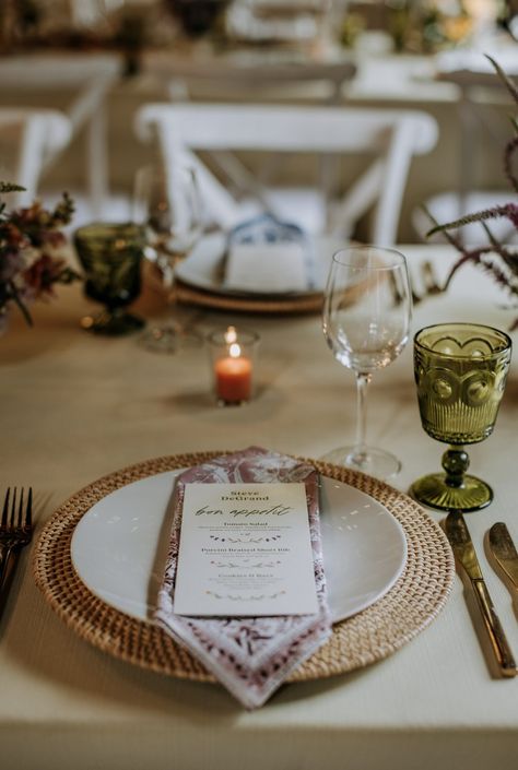 Rattan chargers, textured glassware, and printed napkins came together to create a unqiue yet tasteful tablescape. Woven Chargers Table Settings Wedding, Rattan Charger Wedding, Textured Glassware, Table Chargers, Woven Charger, Rattan Charger, Place Card Table Wedding, Pink Napkins, Table Setting Inspiration