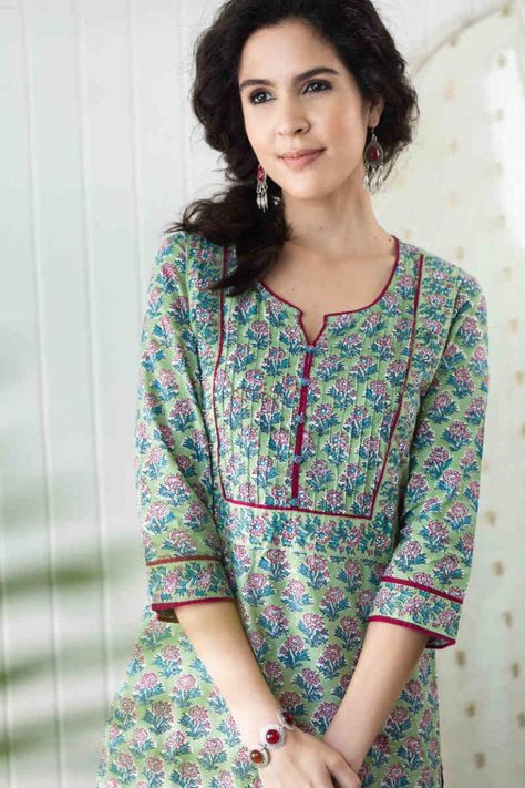 Churithar Pattern, Kurtha Models, Printed Kurti Designs, Silk Kurti Designs, New Kurti Designs, Kurta Patterns, Simple Kurta Designs, Kurti Patterns, Neck Designs For Suits