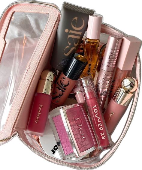 Makeup Bag Essentials, Smink Inspiration, Makeup Needs, Fancy Makeup, Trendy Makeup, Makeup Room, Makeup Obsession, Pink Makeup, Makeup Items