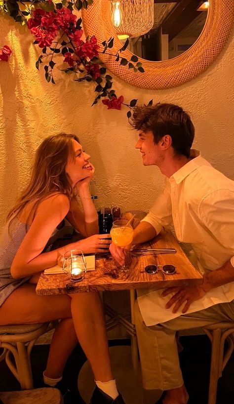 Couple Date Night Aesthetic, Julie Tuzet, Romantic Aesthetic, Aesthetic Cottagecore, My Kind Of Love, The Love Club, Future Love, Love Club, Photo Couple