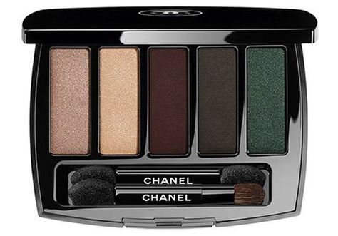 Chanel Libre Numeros Rouge Holiday 2017 Collection Chanel Eyeshadow, Chanel 5, Chanel Cosmetics, Modern Palette, Chanel No 5, Chanel Perfume, Color Eyeshadow, Beige Tones, Chanel Makeup