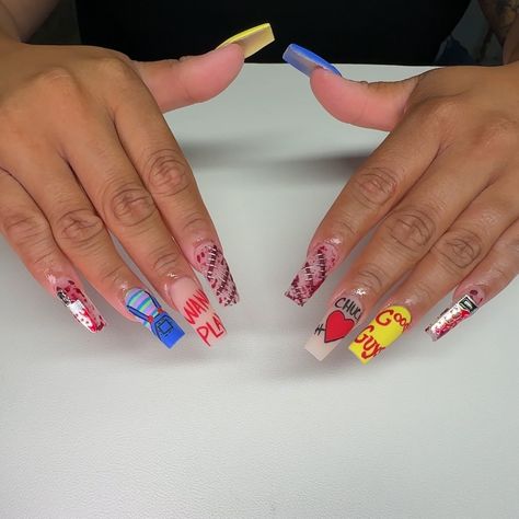 Chucky nails Chuckie Nails, Chucky Nails, Spooky Nails, Mail Art, Nail Artist, Nail Tech, Halloween Nails, Horror Movies, Nail Designs