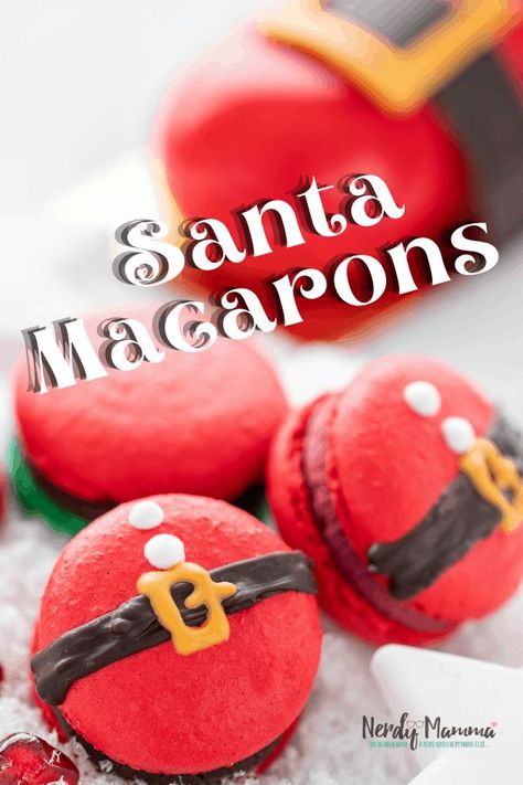 35 minutes · Serves 12 · Super fun, this easy Santa macaron recipe is the perfect tasty treat for a holiday gift or a fun homemade cookie for Santa! Easy Macaroons Recipe, French Macaroon Recipes, Macaron Template, Christmas Macarons, Macarons Recipe, Unique Cupcakes, Pop Cupcakes, Macaron Cookies, French Macaroons