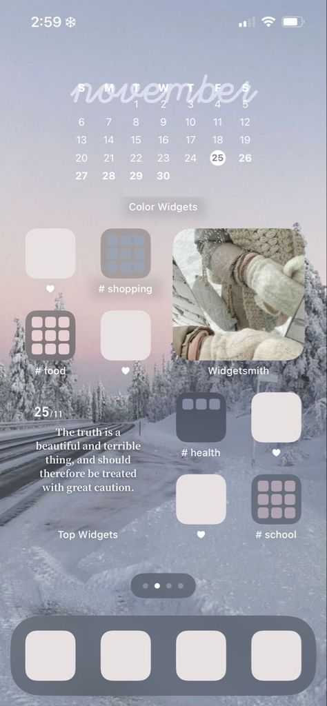 not mine creds to j4vyda !!❄️.. 2024 Home Screen, Ios Screen Aesthetic, Winter Aesthetic Phone Layout, Phone Layout Ideas Christmas, Ios Iphone Layout, Wighetsmith Iphone, Winter Iphone Home Screen, Phone Arrangement Ideas, Winter Aesthetic Home Screen