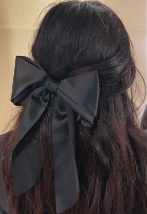 Black Hair Ribbon Aesthetic, Black Bow In Hair Aesthetic, Gracie Bow Hair, Formal Hairstyles For Black Hair, Hairstyles With Black Bow, Black Hair Bow Aesthetic, Half Up Half Down Black Bow, Coquette Hair Bow, Dark Coquette Hairstyle