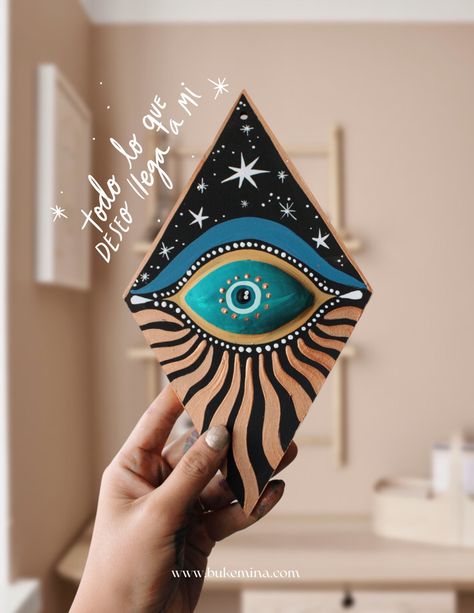 Air Dry Clay Evil Eye, Diy Evil Eye Decor, Evil Eye Painting Ideas, Evil Eye Clay, Eclectic Paintings, Evil Eye Art, Eye Decor, Witchy Crafts, Keramik Design