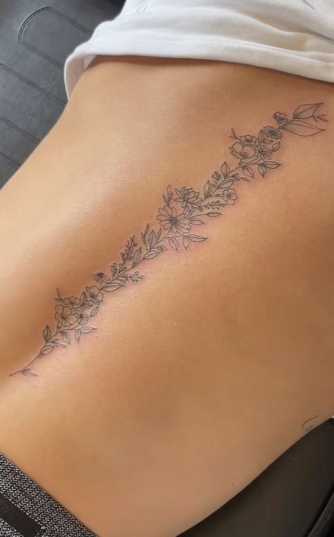 Tattoos With Birth Flowers, First Time Tattoo Ideas Woman, Cute Spine Tattoos, Dr Tattoo, Tattoo Appointment, Basic Tattoos, Hip Tattoos, Vision 2024, Tattoos For Women Flowers