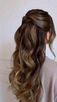 #HairColorIdeasForBrunettes #HairstylesForLongHair #HairColor #HairDyeIdeas #HairAccessories #HairAesthetic #HairArt #HairAndBeardStyles #HairAccessoriesForWomen #HairAffair #HairAccessoriesClips #HairBraids #HairBeauty #HairBraidDesigns #HairBow #HairBrush #HairBunTutorial Wedding Winter Hairstyles, Wave Hairstyles For Wedding, Bridesmaid Hairstyles Winter Wedding, Winter Bridesmaid Hairstyles, Bridesmaids Hairstyles For Long Hair, Wedding Hair Waves, Unique Bridal Hairstyles, Soft Waves Wedding Hair, Winter Wedding Hairstyles