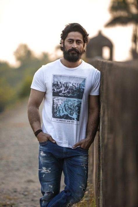 Mohit Raina, Commercial Diver, Kanyakumari, Animal Activist, Save The Environment, Hampi, Tv Actors, Inspiring People, Police Officers