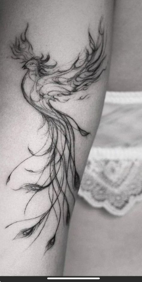 Phoenix Spine Tattoo, Dragon Phoenix Tattoo, Feniks Tattoo, Spine Tattoo Designs, Phoenix Tattoo Feminine, Small Phoenix Tattoos, Bird Tattoos For Women, Wrist Tattoo Ideas, Phoenix Tattoo Design