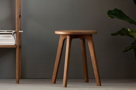 Scandinavian Stool, Plywood Stool, Decor Side Table, Plant Stool, Small Wooden Stool, Walnut Stools, Simple Side Tables, Plywood Projects, Making Patterns