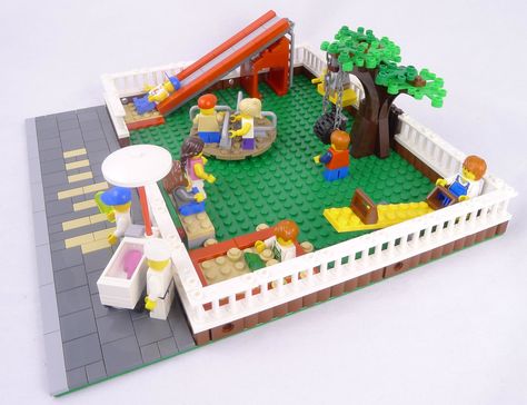 Lego Park Ideas, Lego Playground, Lego Park, Lego Diy Crafts, Lego Designs, Lego Furniture, Lego Challenge, Lego Diy, Tire Swing