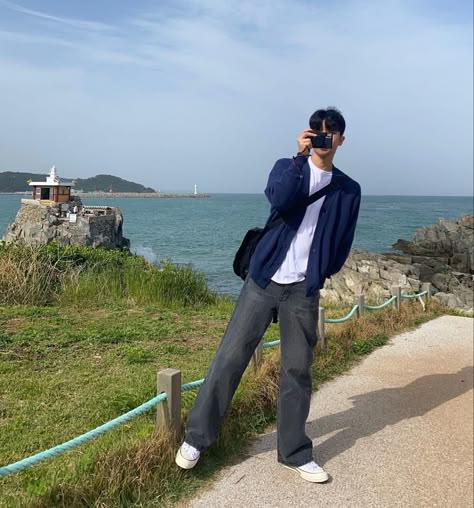 Men Fashion Casual Outfits Summer, Tall Lanky Guys, Navy Outfit Men, Navy Blue Shirt Outfit, Spring Outfits Japan, Men Street Outfit, Bf Fits, Bf Outfits, Recreating Outfits