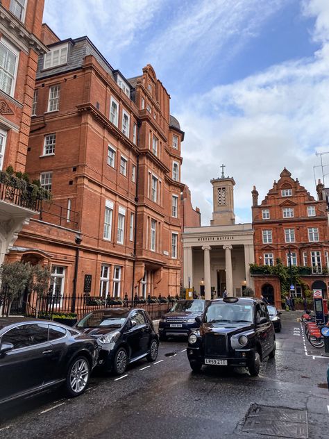 Chelsea Aesthetic, London Downtown, London Metro, London Chelsea, London Vibes, London Dreams, London Living, London Townhouse, Living In England