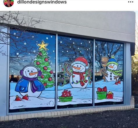 Happy Holidays Window Art, Holiday Window Painting Ideas Diy Christmas, Christmas Storefront Window Painting, Winter Themed Window Painting, Painting Christmas Windows, Christmas Window Mural, Window Paint Christmas, Pumpkin Window Painting, Winter Wonderland Window Painting