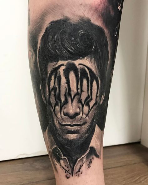 Face without eyes Dexter Tattoo, Morgan Tattoo, Anrijs Straume, Dimebag Darrell, Tonight Alive, Dexter Morgan, Sleeves Ideas, Badass Tattoos, Leg Sleeves