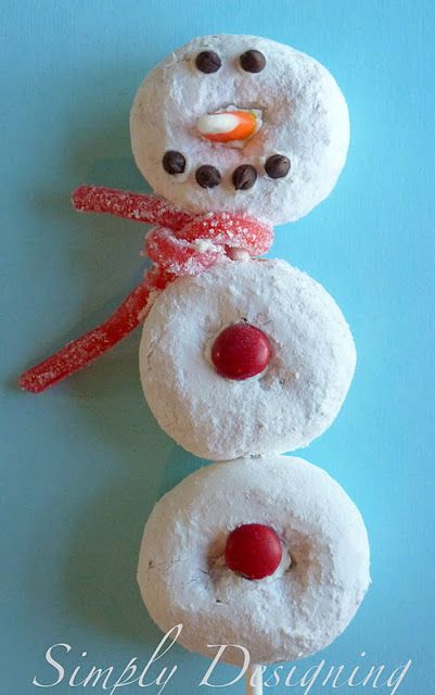 35 Creative and Fun Snowman art craft food ideas - Artsy Craftsy Mom Doughnut Pops, Snowman On A Stick, Holiday Treats Gifts, Reindeer Party, Edible Ideas, Edible Christmas Gifts, Preschool Winter, Small Ideas, Christmas Crafty