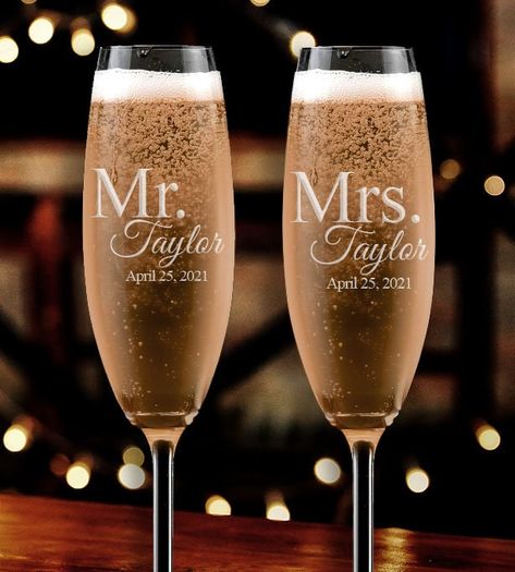 Personalized Wedding Glasses, Personalized Champagne Glasses, Wedding Shot Glasses, Champagne Toasting Flutes, Toasting Flutes Wedding, Wedding Champagne Glasses, Wedding Flutes, Toasting Glasses, Wedding Initials