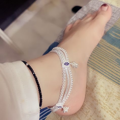 Kolusu Designs, Payal Designs Silver, Silver Anklets Designs, Silver Payal, Anklets Indian, Bridal Anklet, Bridal Jewelry Sets Brides, Bridal Jewellery Inspiration, Pleaser Heels