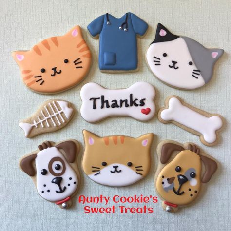 Cookies Decoradas, Cookies Sugar, Sugar Cookie Royal Icing, Paint Cookies, Cat Cookies, Fondant Animals, Dog Cookies, Creative Cookies, Cookie Frosting