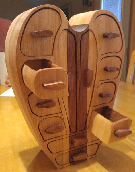 Heart Bandsaw Box | LumberJocks Woodworking Forum Bandsaw Box Ideas, Bandsaw Projects, Chest Woodworking Plans, Chest Of Draws, Bandsaw Box, Unusual Furniture, Whimsical Furniture, Amazing Woodworking, Woodworking Box