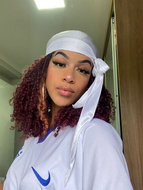 Durag Women Hairstyles, Women Durag Outfit, Durags Women Outfits, Durag Outfit Women, Durags Women, Painted Clothes Diy, Baddie Style, Pretty Babe, Head Scarf Styles