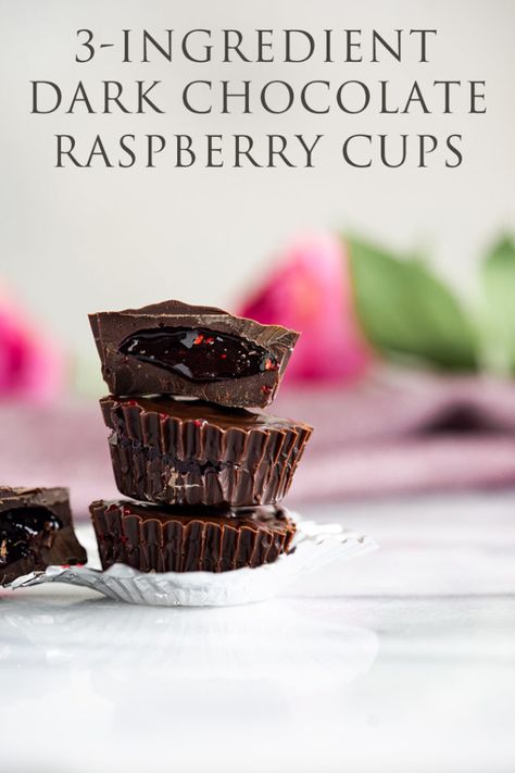 Chocolate Raspberry Cups, Cottage Recipes, Dark Chocolate Raspberry, Raspberry Desserts, Raspberry Cookies, Christmas Foods, Chocolate Cups, Bittersweet Chocolate, Bakery Recipes