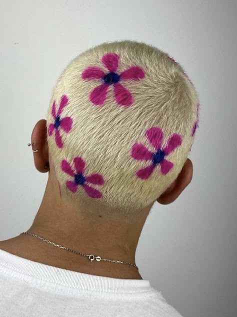 Shaved Head Designs, Buzzed Hair Women, Cool Hair Designs, Hair Colour Design, Dyed Curly Hair, Hair Print, Shaved Hair Designs, Buzzed Hair, Hair Tattoo