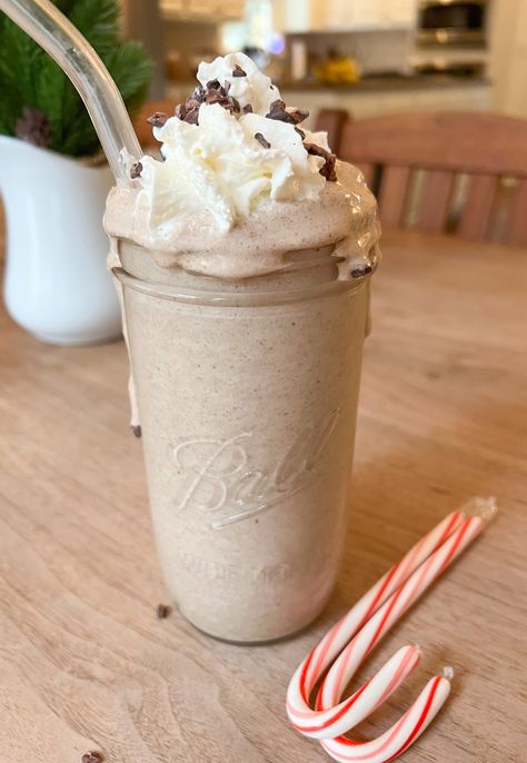 Peppermint Mocha Smoothie — The Peachie Spoon | Blood Sugar Balancing Recipes & Hormone Specialist Peppermint Mocha Smoothie, Peppermint Mocha Protein Shake, The Peachie Spoon Recipes, The Peachie Spoon, Peppermint Protein Shake, Peppermint Smoothie, Mocha Smoothie Recipes, Peachie Spoon, Mocha Protein Shake