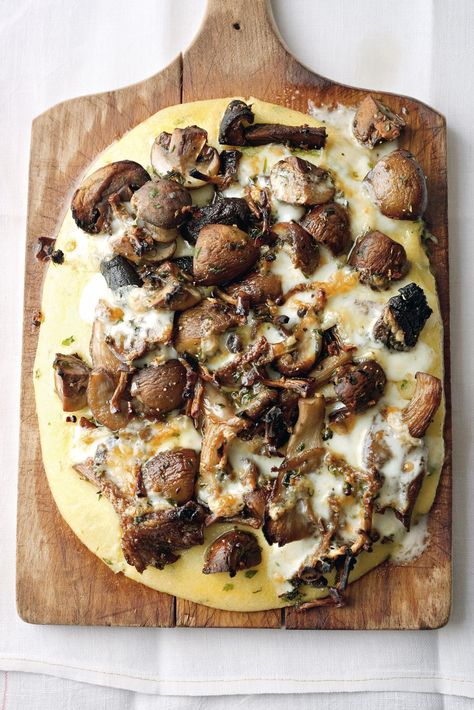 Yotam Ottolenghi's Mushroom and Herb Polenta - The Happy Foodie Polenta Pizza, Yotam Ottolenghi Recipes, How To Cook Polenta, Ottolenghi Recipes, Polenta Recipes, Magazine Recipes, Meat Free Recipes, Mushroom Recipes, Meat Free