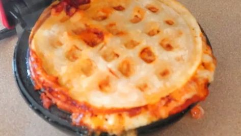 Recipes Using Mini Waffle Maker, Mini Waffle Maker Recipes Tortilla, Mini Waffle Ideas, Dash Appliance Recipes, Mini Waffle Recipes, Mini Waffle Maker Recipes Pizza, Mini Dash Recipes, Dash Mini Griddle Cookie Recipe, Dash Mini Waffle Maker Recipes Healthy