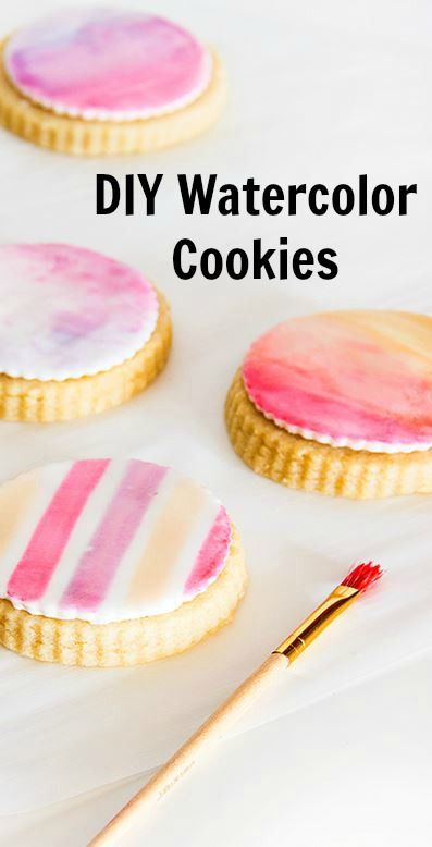 DIY Watercolor Cookies Painted Sugar Cookies, Watercolor Cookies, Play Activity, Paint Cookies, Cookie Tutorials, Fondant Cookies, Diy Cookie, Pretty Cookies, Creative Cookies