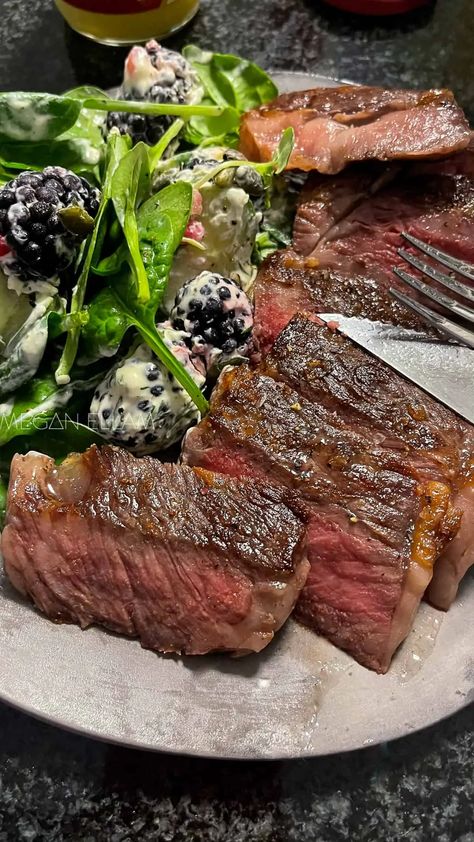 Wagyu Steak Dinner, Wagyu Steak Recipe, Fatty Steak, Rump Steak Recipes, Wagyu Recipes, Cooking The Best Steak, Wagyu Beef Steak, Catering Recipes, Japanese Wagyu