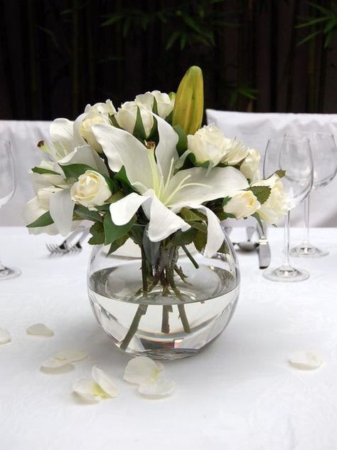 Bowl Arrangements, Fish Bowl Vases, Lily Centerpieces, Glass Fish Bowl, Flower Displays, Artificial Floral Arrangements, Bowl Vase, Bridal Shower Centerpieces, Easter Lily