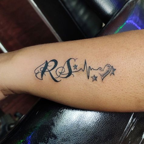 Rs Tattoo Letter Design, Rs Tattoo, Lifeline Tattoos, Tattoo Design For Hand, Heartbeat Tattoo, Dragon Tattoo For Women, Cover Pics For Facebook, Chicano Art Tattoos, Decor Logo