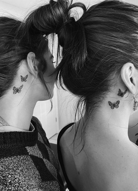 Matching Tattoos Matching Bff Pfp, Funny Matching Tattoos, Best Friend Tattoo Ideas, Friend Tattoo Ideas, Mommy Daughter Tattoos, Small Best Friend Tattoos, Matching Bff Tattoos, Bff Pfp, 6 Friends