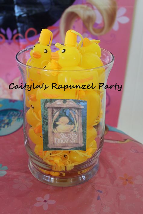 Rapunzel's Snuggly Duckling bubble party favor. Rupunzle Birthday Party Ideas, Tangled Snacks, Tangled Party Favors, Rapunzel Party Favors, Tangled Themed Birthday Party, Rapunzel Party Ideas, Rapunzel Themed Birthday Party, Tangled Theme, Snuggly Duckling