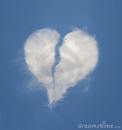 Broken heart shaped cloud Heart Cloud, Cloud Drawing, Cloud Shapes, Love Is Patient, Angel Art, Heart Soul, Out Of This World, Heart Shape, The Sky