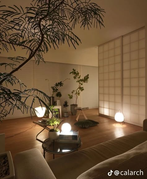 Cozy Studio Apartment, Shein Home Decor, Japanese Apartment, Home Decor 2023, Amazon Decor Finds, Hotels In Paris, Affordable Aesthetic, Aesthetic Living Room, Decor 2023