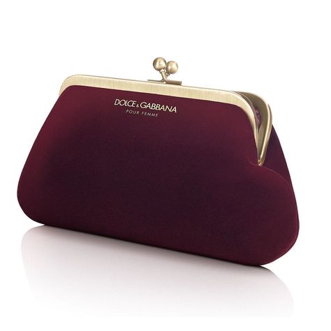 Dolce & Gabbana velvet clutch Prom Bags, Quinceanera Shoes, Prom Bag, Velvet Clutch, Red Accessories, Ladies Purse, Handbag Heaven, Cute Backpacks, Wallet Pouch