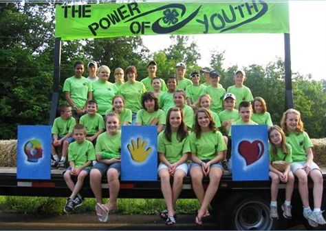 pictures of 4-h club parade floats | Huntingdon County 4-H Blog: Southern Pride 4-H Club 4h Parade Float, 4h Parade Float Ideas, 4h Leader, Parade Float Theme, 4h Fair, Parade Float Decorations, Mardi Gras Float, 4h Projects, 4h Ideas