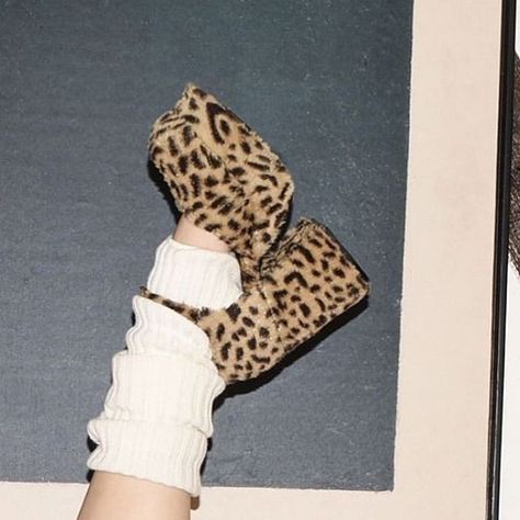 Leopard Print Shoes, Diy Vetement, Shoe Inspo, Aesthetic Shoes, Pretty Shoes, Dream Shoes, Suho, Platform Shoes, Sock Shoes