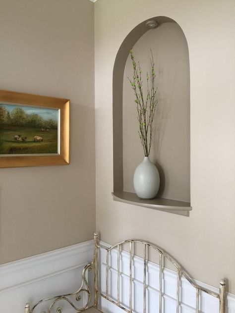 Farrow and Ball Oxford Stone walls, London Stone niche Hallway Alcove Ideas Wall Niches, Stone Colour Walls, Arched Alcoves Living Room, Arched Niche Decor, Oxford Stone Farrow And Ball Living Room, Stone Colour Hallway, Stone Coloured Living Room, London Stone Farrow And Ball, London Stone Farrow And Ball Bedroom