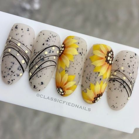 Classic Nicole-Mully, Educator- Nail Classes on Instagram: "Maybe it’s just me, lol, but I always thought of sunflowers as an autumn (maybe late-late summer) flowers, because we used them so much on decorating (I cannot tell you how many art and wine or festivals I’ve been too lol, don’t worry there’s a story there lol) That said, here is a fun mix of textures and shades of yellow- honestly I am really happy with how these came out! What do you think? 🌻 🌻🌻 @icegelnail @icegel_global Dalmatian Nails Design Autumn 2024, Sunflower Nails Design, Late Summer Nails, Accent Nail Art, Nail Art Printer, Sunflower Nail Art, Summer Gel Nails, Lilac Nails, Sunflower Nails