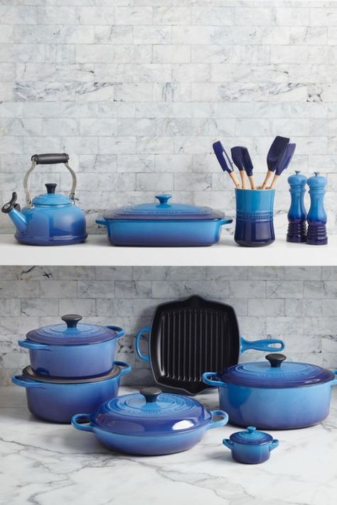 Shop our colorful stoneware, dutch ovens and braisers from Le Creuset Navy Blue Furniture, Le Creuset Blue, Le Creuset Colors, Homemade Bread Recipe, Le Creuset Cookware, Small Apartment Interior, Dutch Ovens, Dining Room Colors, Blue Furniture