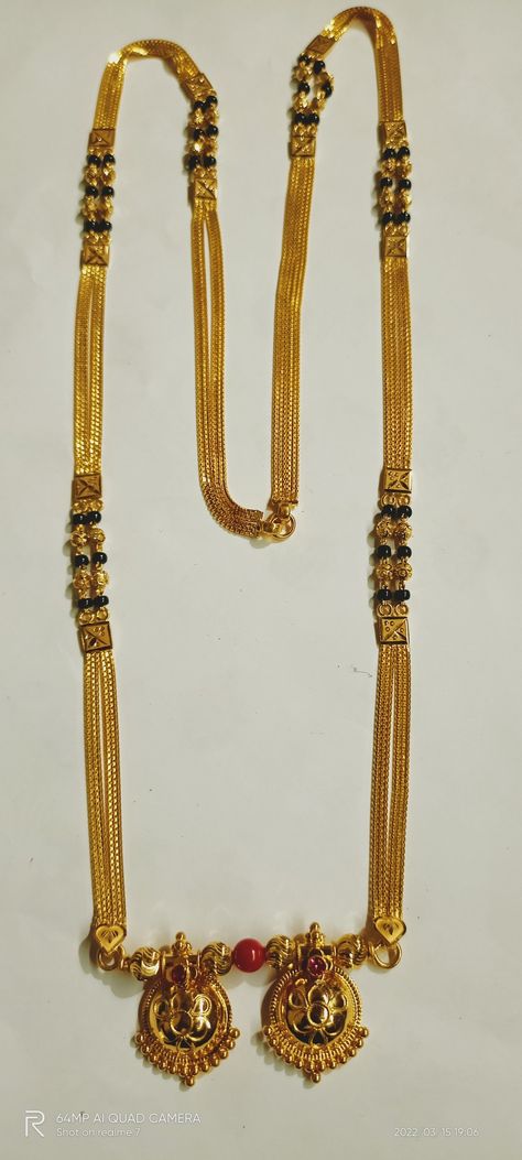 Long Gantan Design Gold, Gold Mangalya Chain Designs For Women, Mangalsutra Designs Gold South Indian, Mangalya Sara Design, Indian Mangalsutra Design Gold, Mangalsutra Chain Designs Gold Long, South Indian Mangalsutra Designs, Ganthan Design Gold Long, Short Mangalsutra Designs Gold