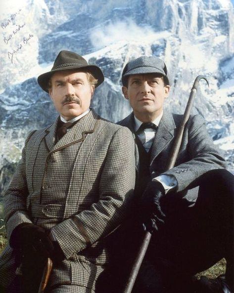 Sherlock Holmes. on Twitter: "Happy birthday to David Burke today. He is my favorite Watson. he was born May 25 1934. He is 89 years old. https://t.co/0pqVU5XvRK" / Twitter Original Sherlock Holmes, Sherlock Holmes Jeremy Brett, Sherlock Actor, Granada Holmes, Granada Sherlock, Jeremy Brett Sherlock Holmes, Sherlock Holmes And John Watson, David Burke, Holmes Movie