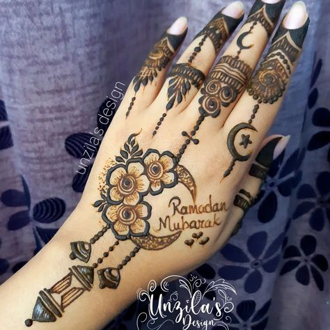 Eid Mubarak Mehndi, Henna Flower Designs, Henna Flower, Engagement Mehndi, Eid Mehndi Designs, Mehndi Designs 2018, Engagement Mehndi Designs, Flower Henna, Boho Painting